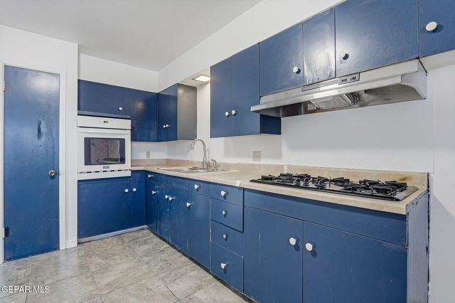 2901 Harrison Avenue, El Paso, TX 79930