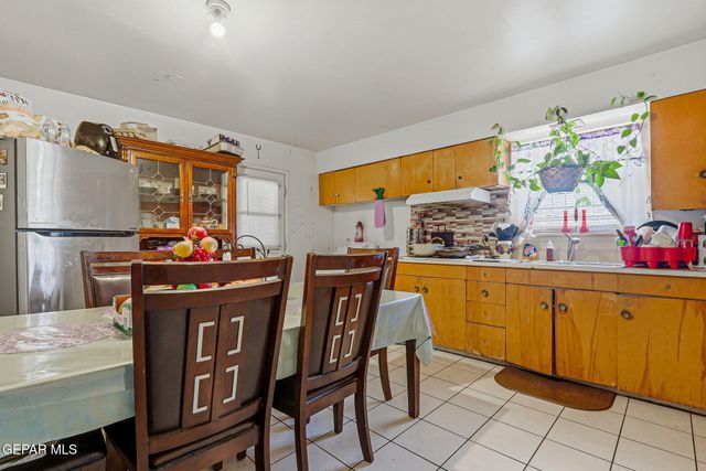 2901 Harrison Avenue, El Paso, TX 79930