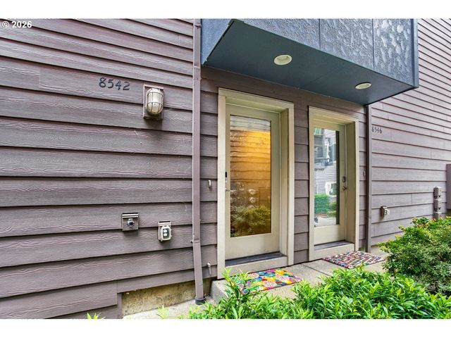 8542 N CENTRAL St, Portland, OR 97203