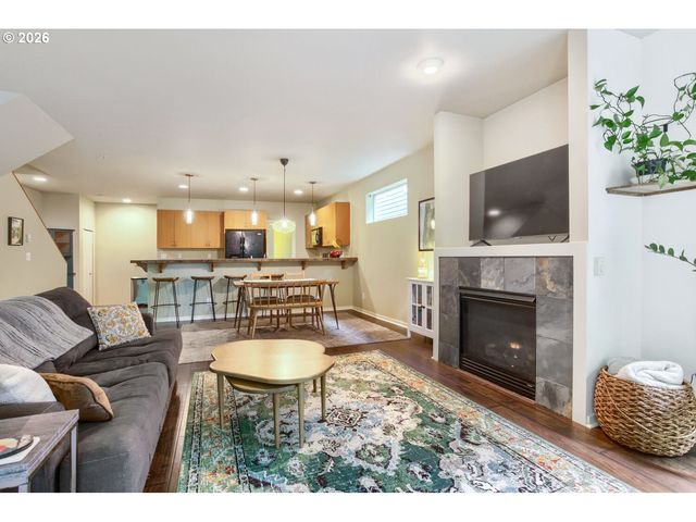 8542 N CENTRAL St, Portland, OR 97203