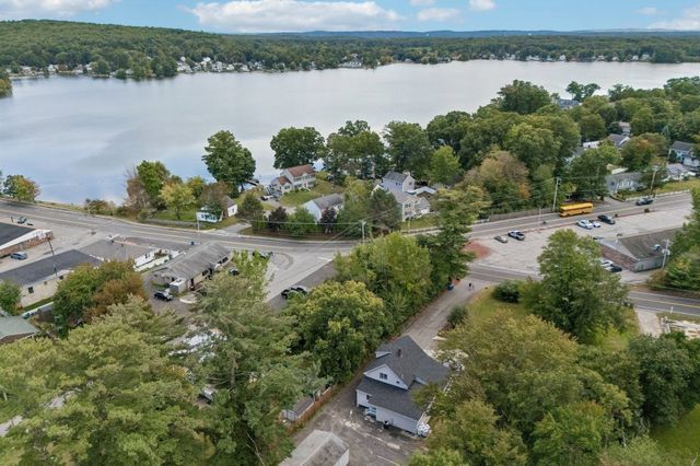31 Parham Rd, Tyngsborough, MA 01879
