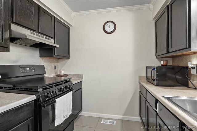 11847 E 36th Street, Tulsa, OK 74145