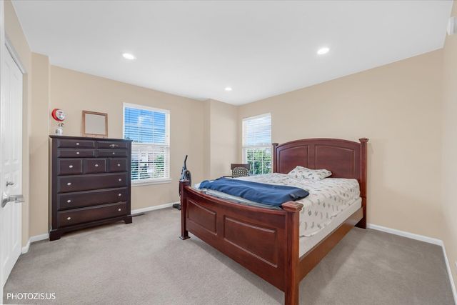 1951 Potomac Court, Wheeling, IL 60090