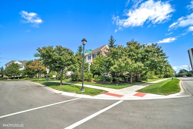 1951 Potomac Court, Wheeling, IL 60090