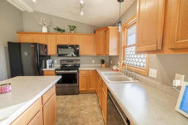 733 Red Hawk Drive, Milton, WI 53563