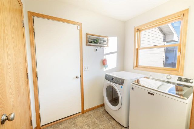 733 Red Hawk Drive, Milton, WI 53563