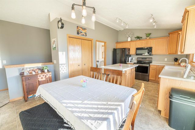 733 Red Hawk Drive, Milton, WI 53563