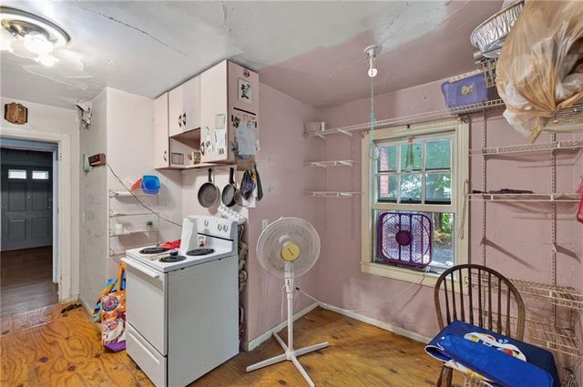 612 Cofield Drive, Hapeville, GA 30354