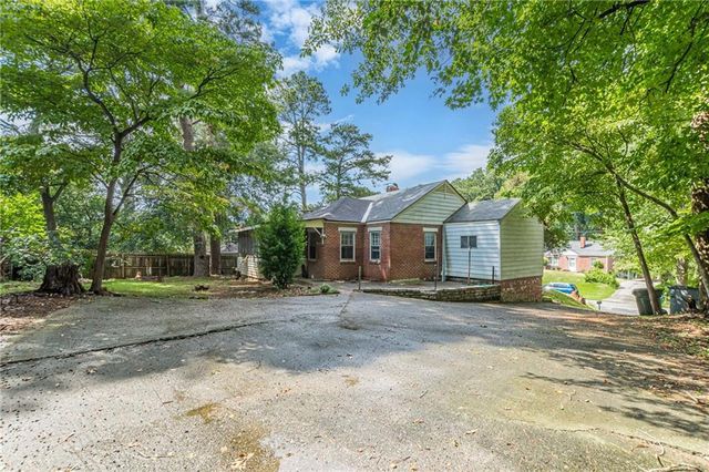 612 Cofield Drive, Hapeville, GA 30354