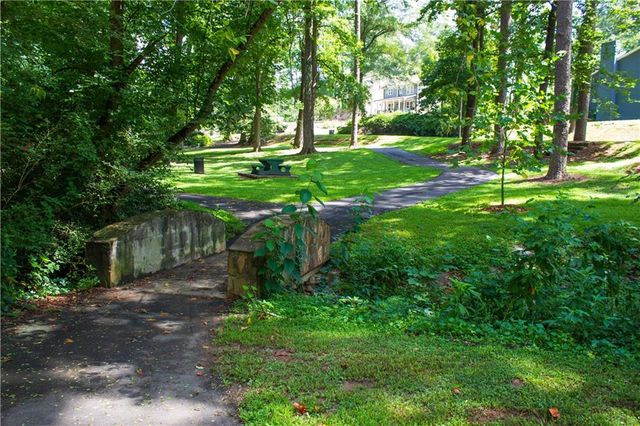 612 Cofield Drive, Hapeville, GA 30354