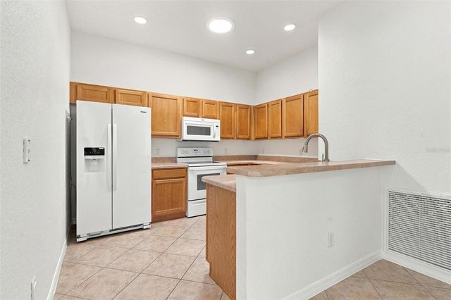 12386 NE 50TH VIEW, Oxford, FL 34484