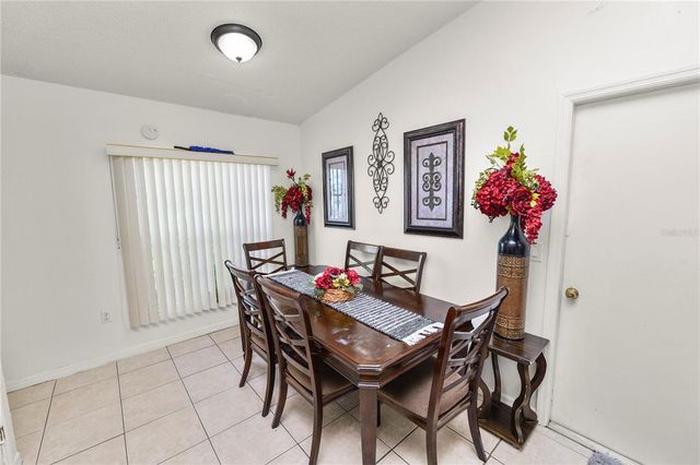 1678 BLOSSOM CIRCLE W, Lakeland, FL 33805