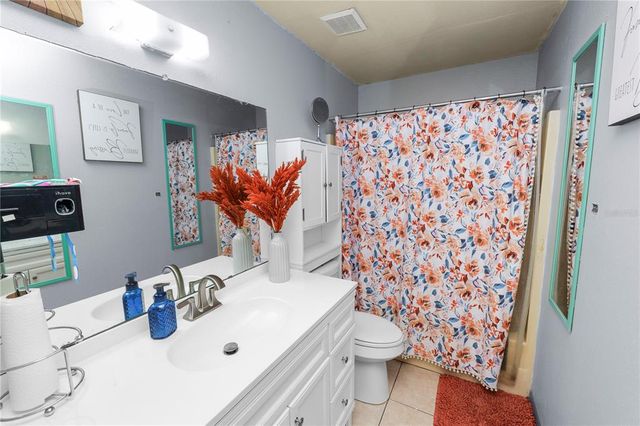 1678 BLOSSOM CIRCLE W, Lakeland, FL 33805