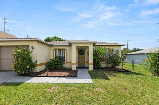 1678 BLOSSOM CIRCLE W, Lakeland, FL 33805