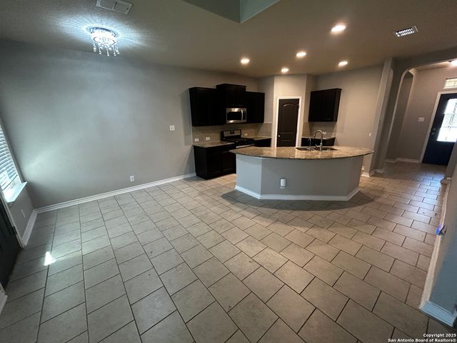14823 Cave Swallow, San Antonio, TX 78253