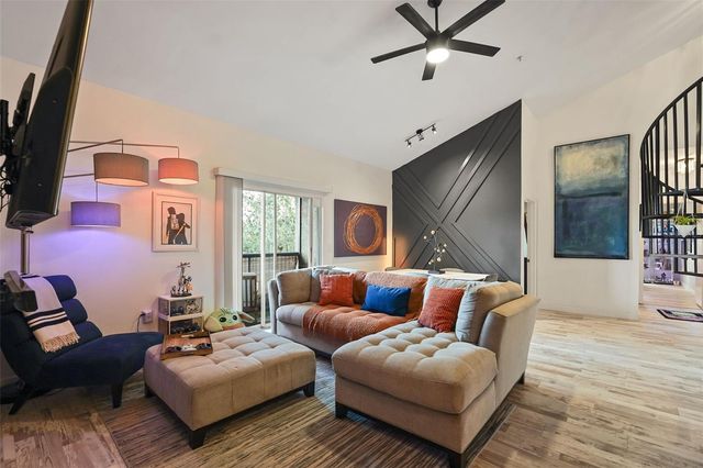 126 VISTA VERDI CIRCLE 300, Lake Mary, FL 32746