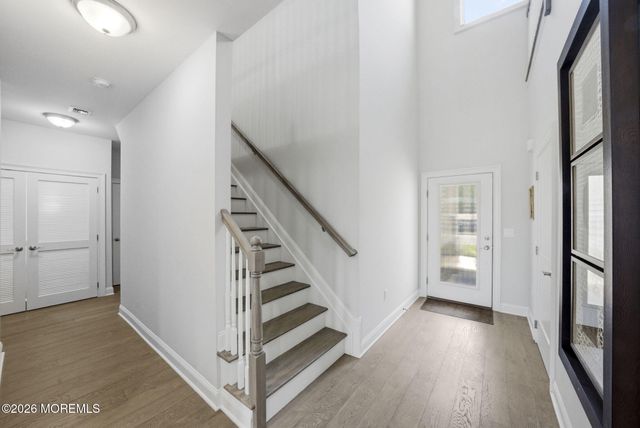 109 Hedgerow Lane, Manalapan, NJ 07726