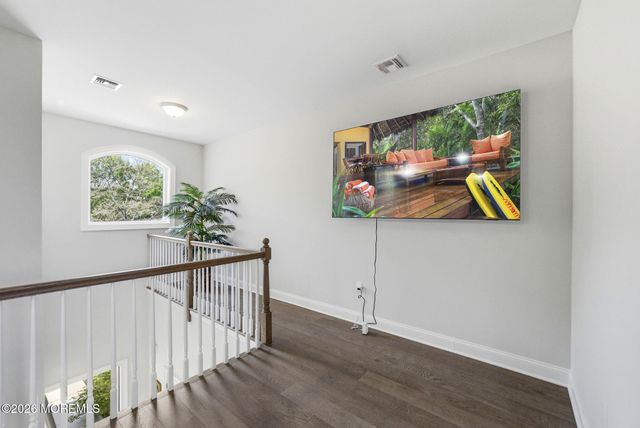 109 Hedgerow Lane, Manalapan, NJ 07726