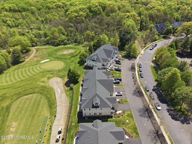 109 Hedgerow Lane, Manalapan, NJ 07726