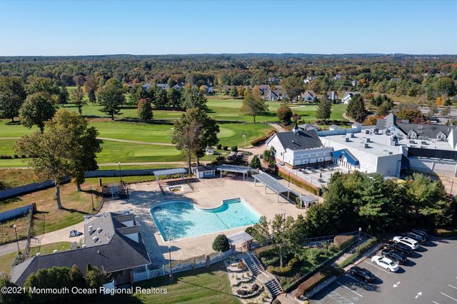 109 Hedgerow Lane, Manalapan, NJ 07726