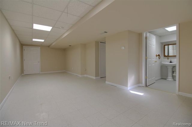 3241 Buckhorn Court, Ann Arbor, MI 48105