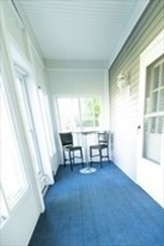 10 Mineral Street 1, Reading, MA 01867
