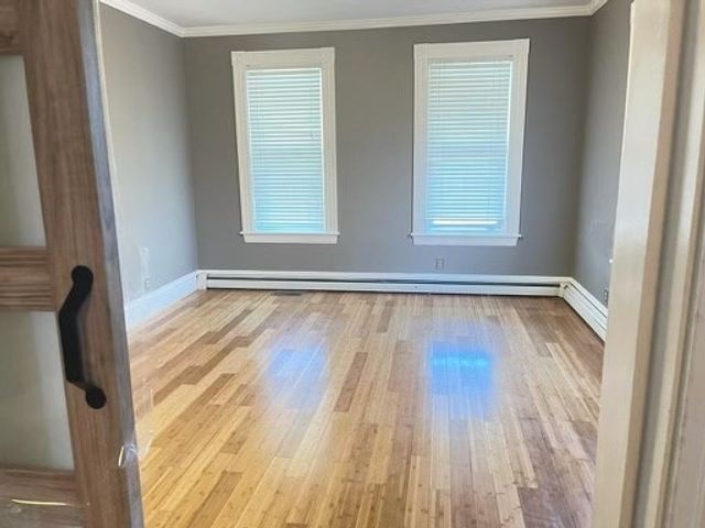 10 Mineral Street 1, Reading, MA 01867
