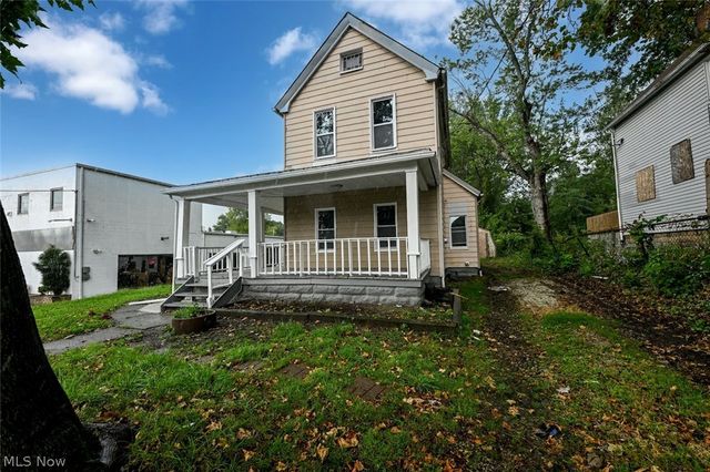 906 E Buchtel Avenue, Akron, OH 44319