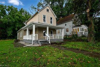 906 E Buchtel Avenue, Akron, OH 44319