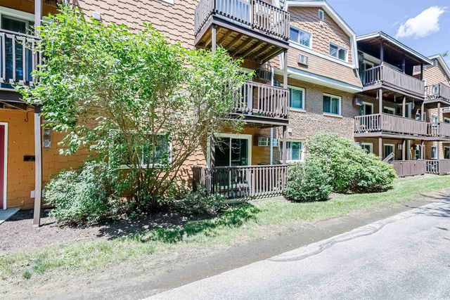 210 Brook Village Rd Apt 7, Nashua, NH 03062
