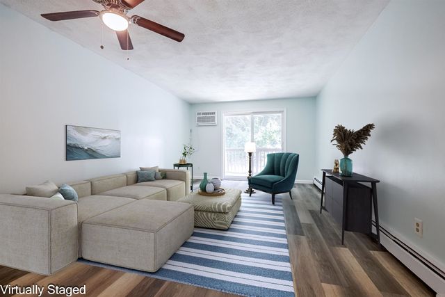 210 Brook Village Rd Apt 7, Nashua, NH 03062