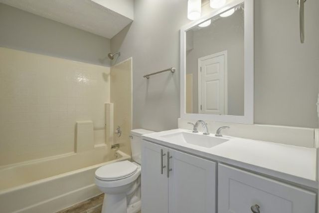 800 Cold Creek Trl, Nashville, TN 37211