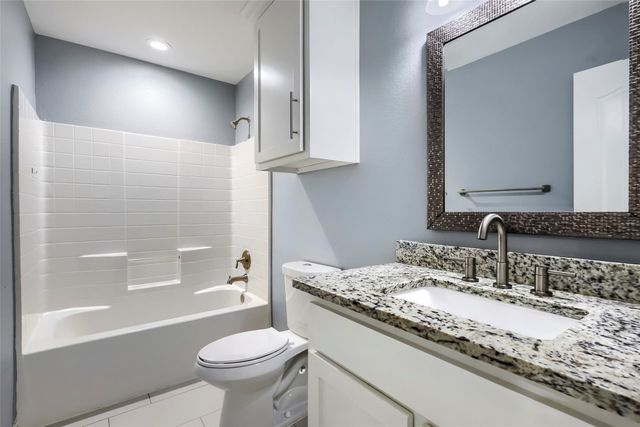 302 Wright Avenue, Rockwall, TX 75032