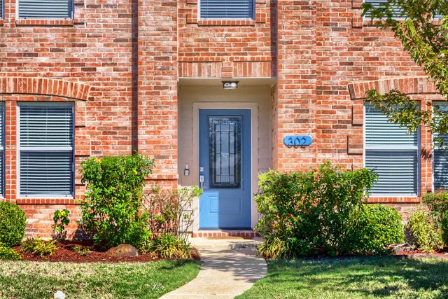 302 Wright Avenue, Rockwall, TX 75032