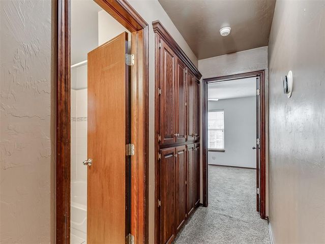 11712 SW 7th Street, Yukon, OK 73099