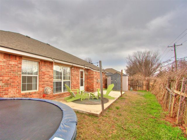 11712 SW 7th Street, Yukon, OK 73099