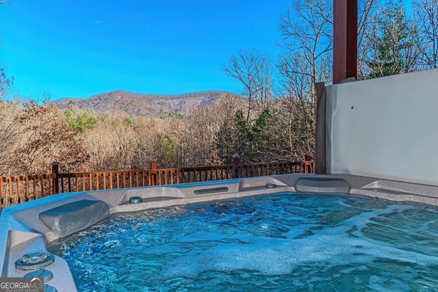 1023 Knollwood Road, Mineral Bluff, GA 30559