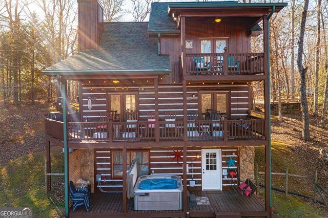 1023 Knollwood Road, Mineral Bluff, GA 30559