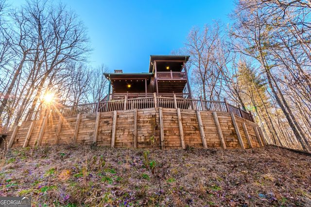 1023 Knollwood Road, Mineral Bluff, GA 30559