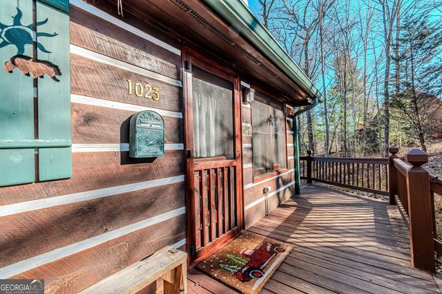 1023 Knollwood Road, Mineral Bluff, GA 30559