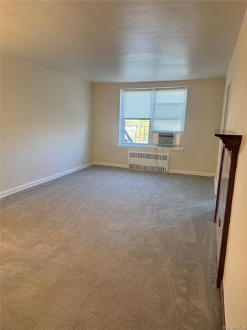 84-50 169th Street 306, Jamaica, NY 11432