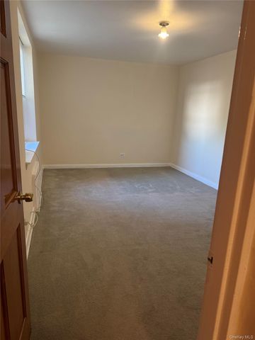 84-50 169th Street 306, Jamaica, NY 11432