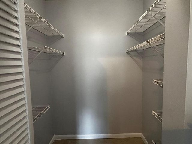 18340 NW 68th Avenue F, Hialeah, FL 33015