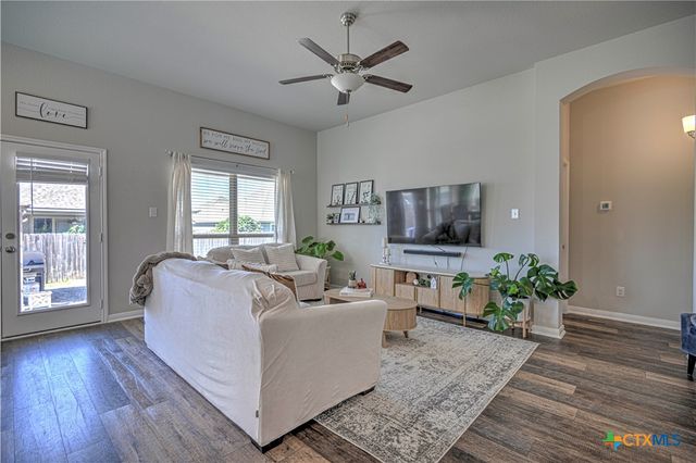 1110 Lilac Ledge Drive, Temple, TX 76502