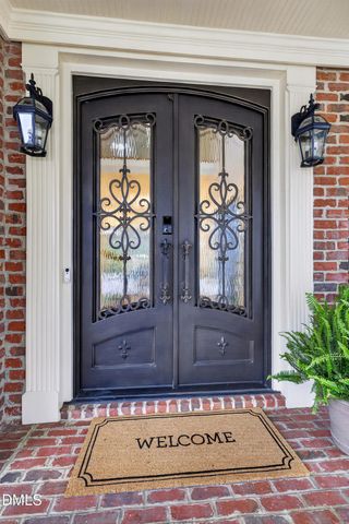 100 Chadmore Drive, Cary, NC 27518