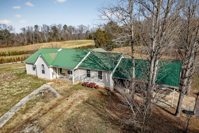 5869 Beersheba Hwy, Mcminnville, TN 37110