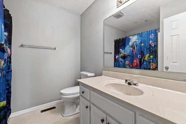 5869 Beersheba Hwy, Mcminnville, TN 37110