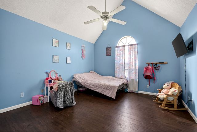 5869 Beersheba Hwy, Mcminnville, TN 37110