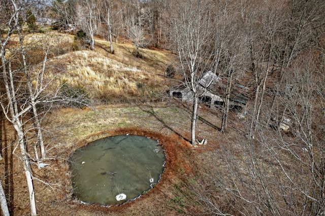 5869 Beersheba Hwy, Mcminnville, TN 37110