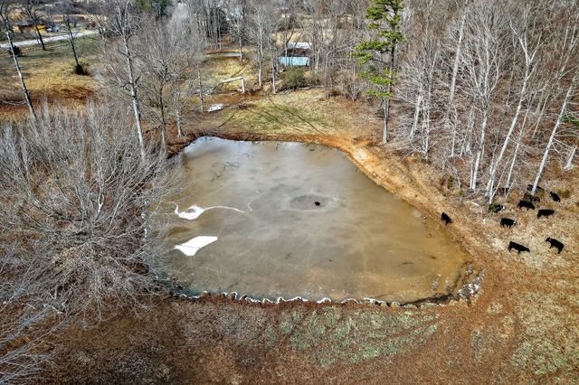 5869 Beersheba Hwy, Mcminnville, TN 37110